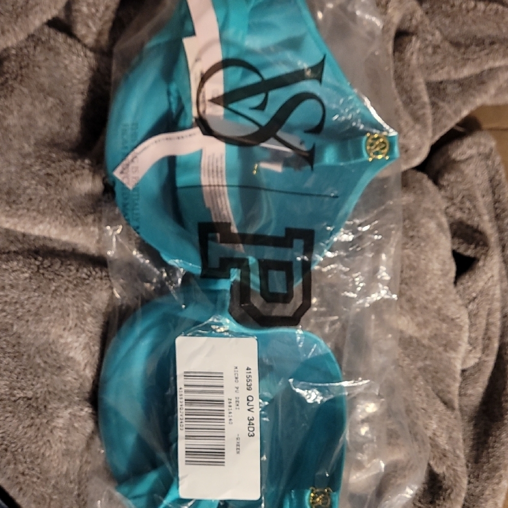 Victoria's Secret Teal Bra
